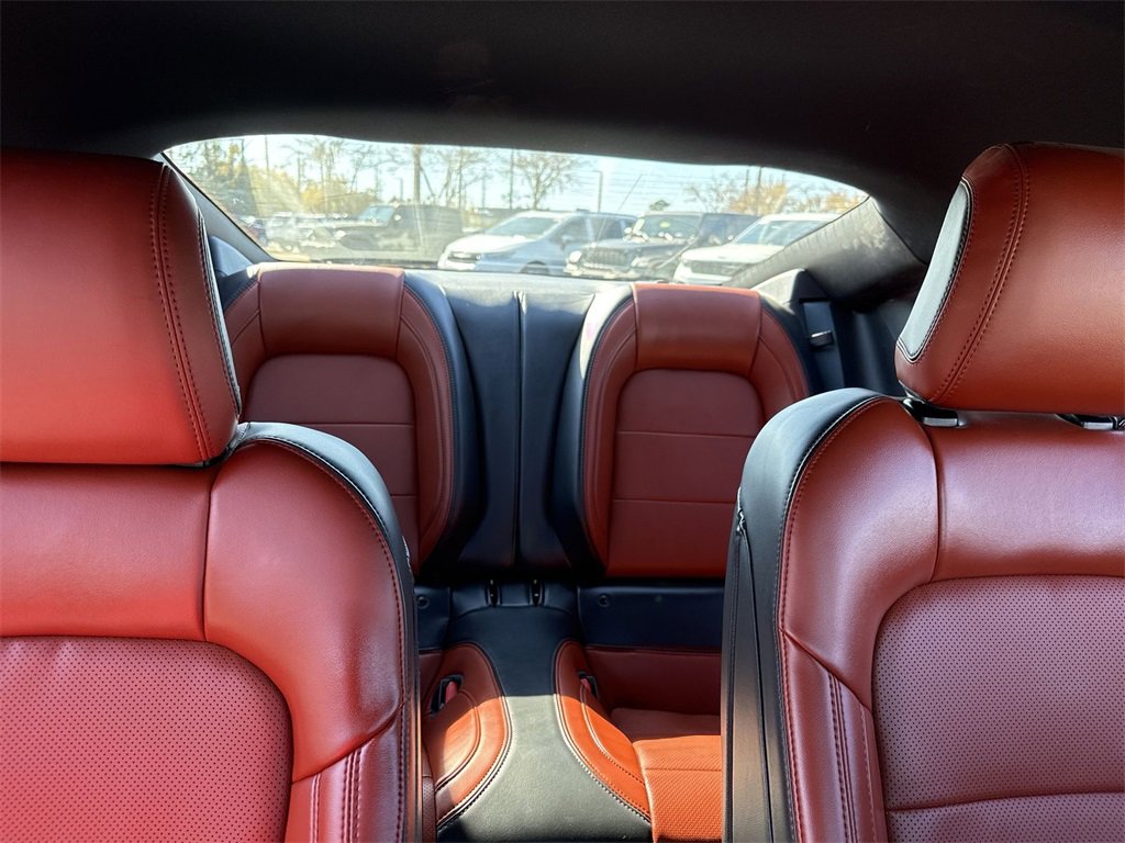 Used 2025 Ford Mustang Premium image 28