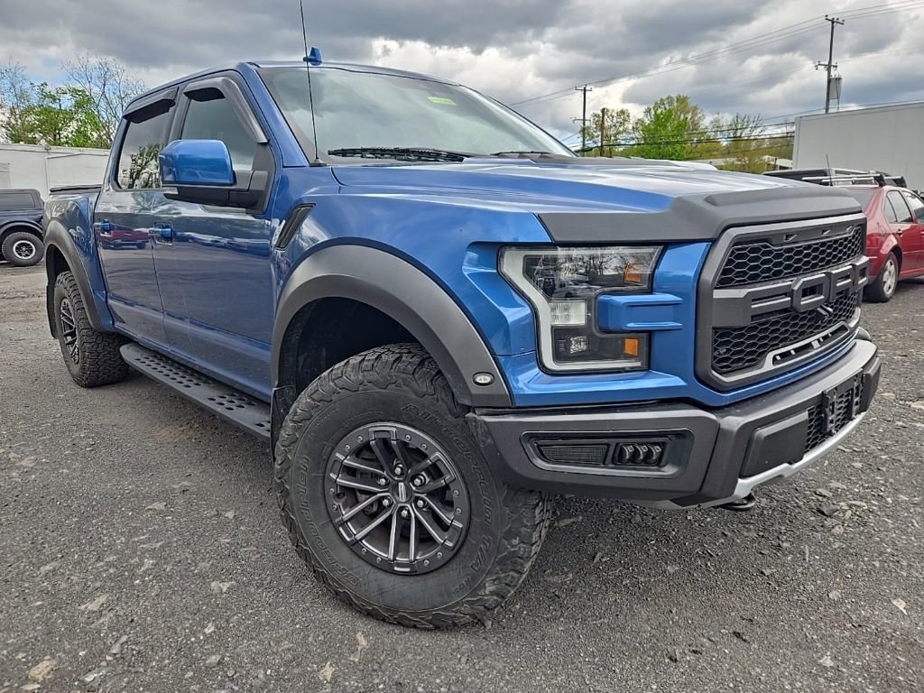 Used 2019 Ford F150 Raptor w/ Equipment Group 802A Luxury AWD/4WD image 3