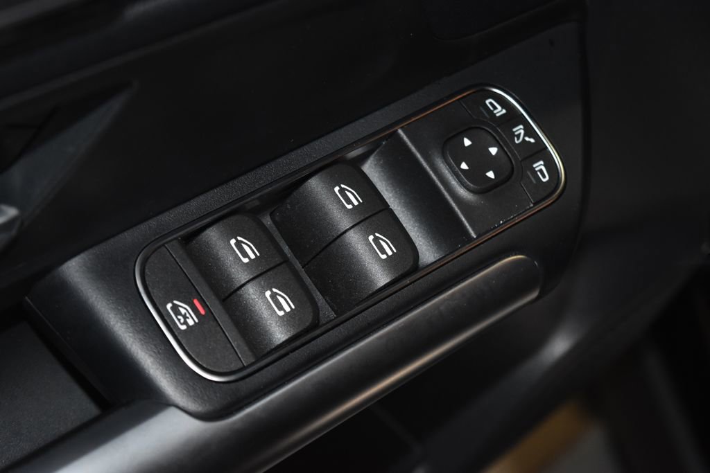 Certified 2025 Mercedes-Benz GLA 250 4MATIC image 6