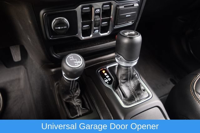 Used 2024 Jeep Wrangler Unlimited Sahara w/ Technology Group AWD/4WD image 12