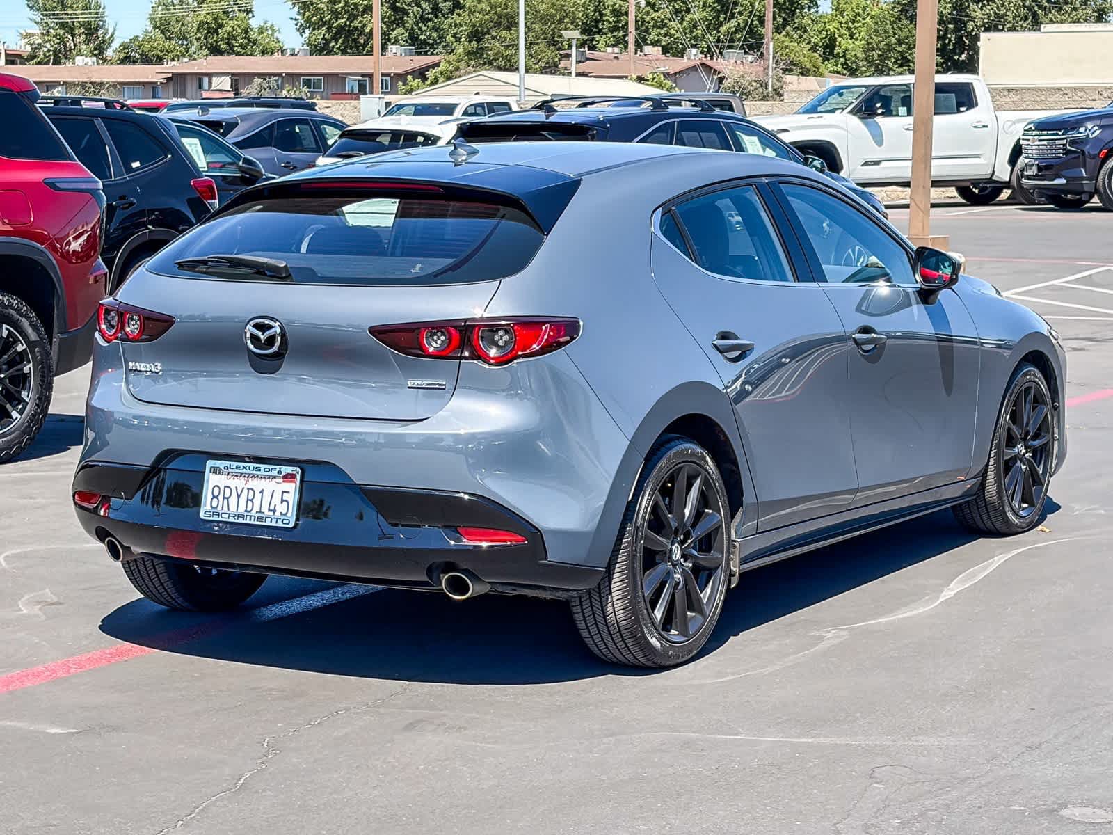 Used 2020 MAZDA MAZDA3 Hatchback w/ Premium Package FWD image 4