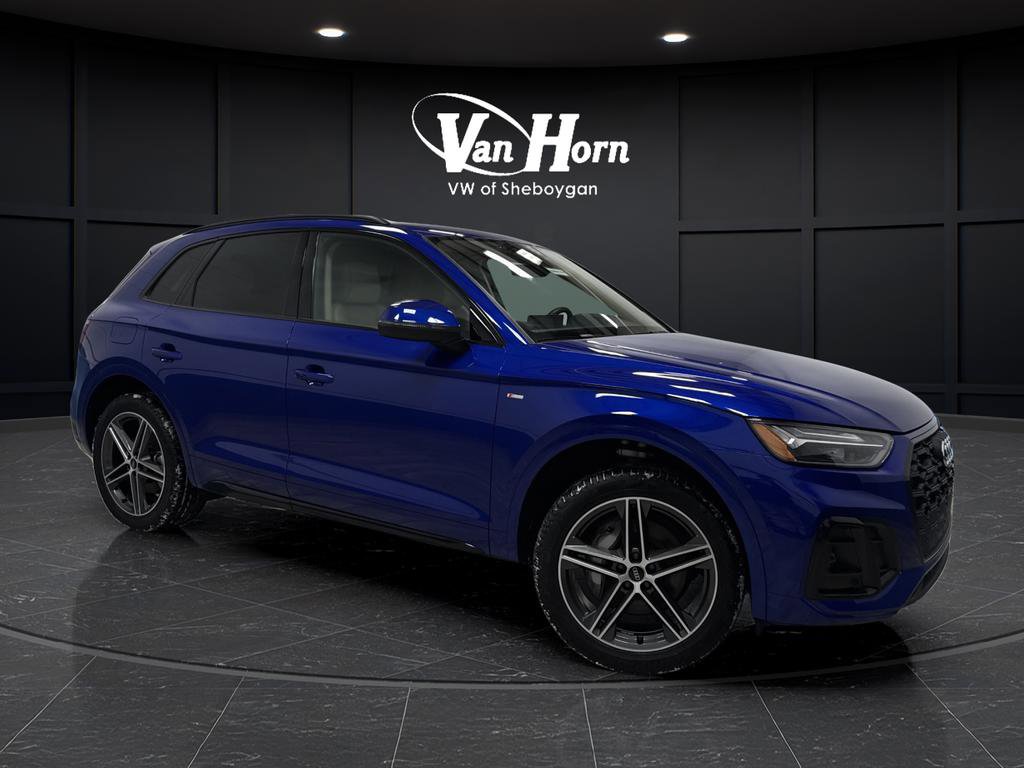 Used 2023 Audi Q5 e Premium Plus w/ Premium Plus Package image 1
