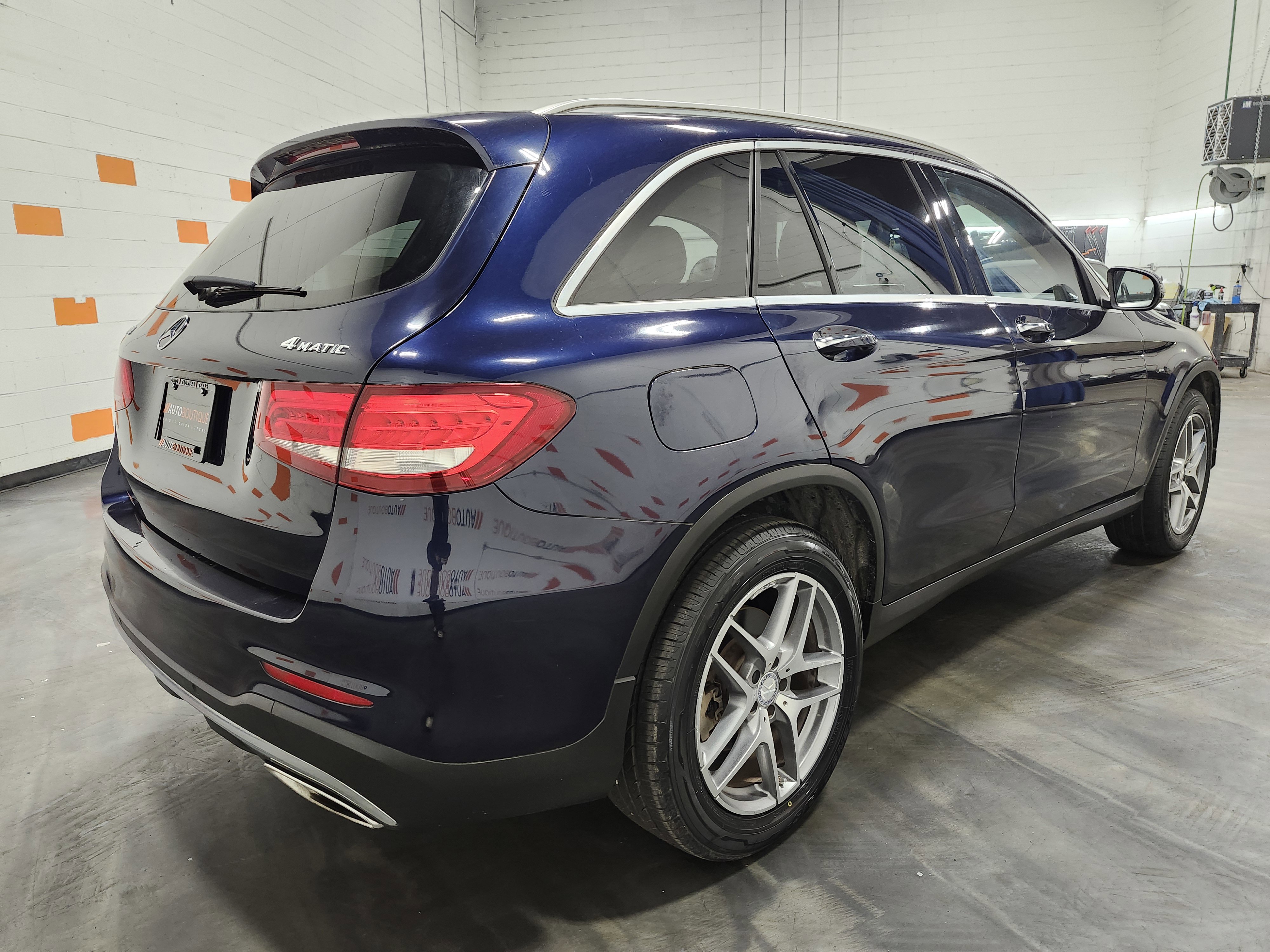 Used 2016 Mercedes-Benz GLC 300 4MATIC image 17