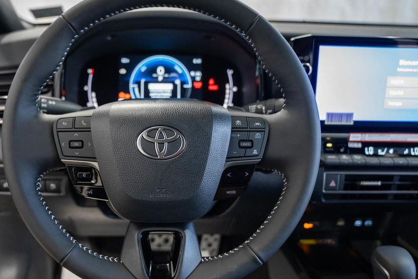 New 2026 Toyota Camry SE FWD image 26