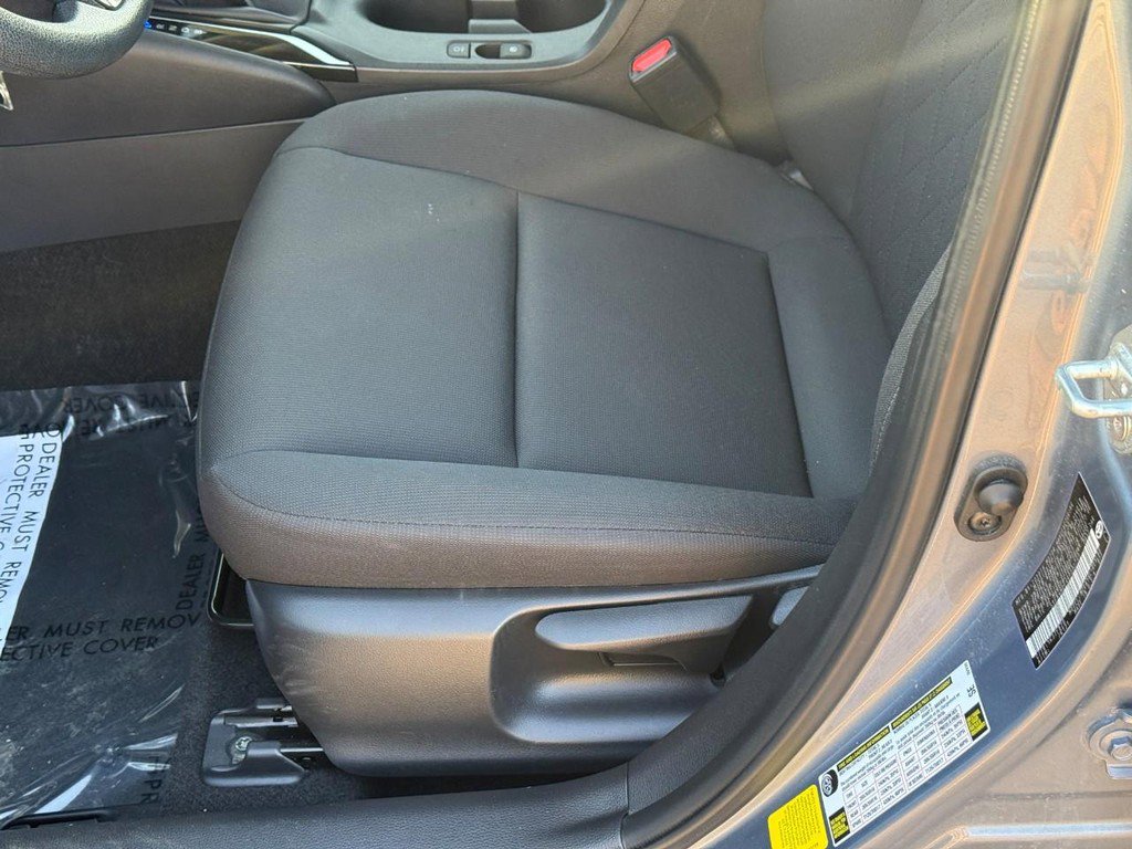 Certified 2024 Toyota Corolla LE image 18