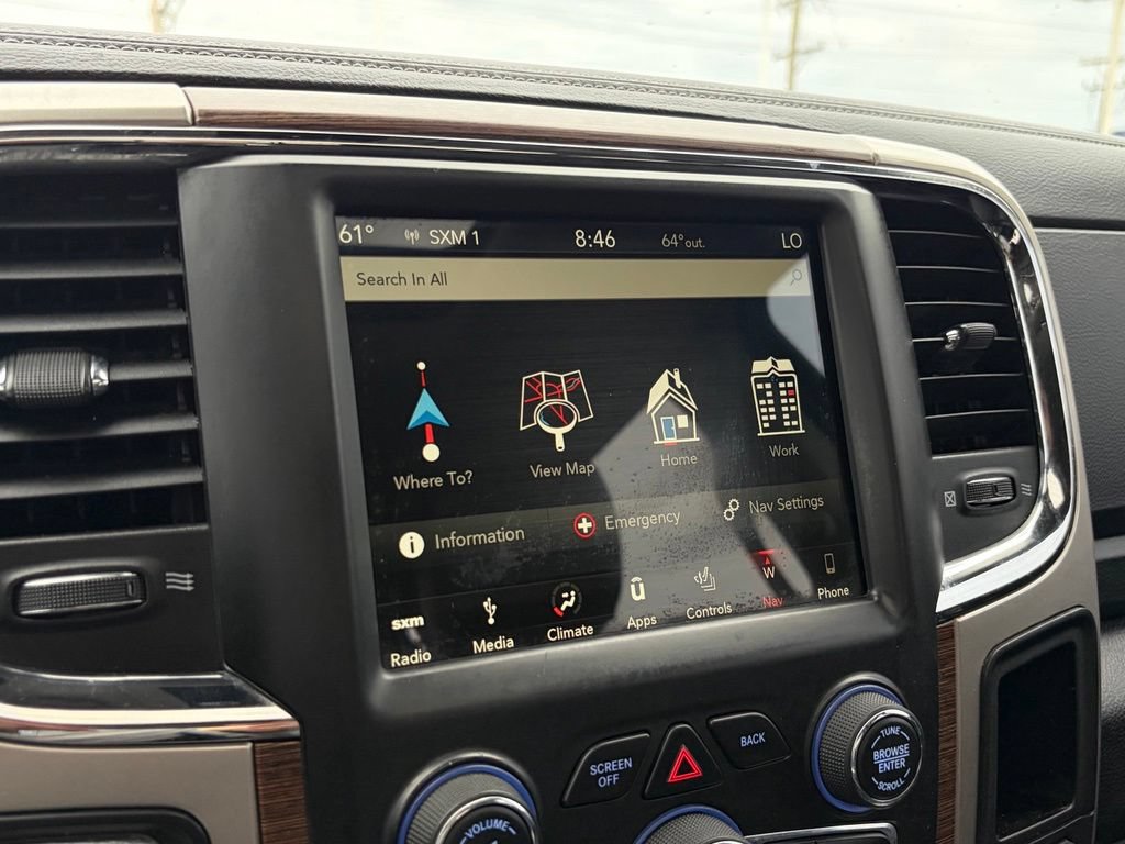 Used 2018 RAM 1500 Laramie w/ Convenience Group AWD/4WD image 33