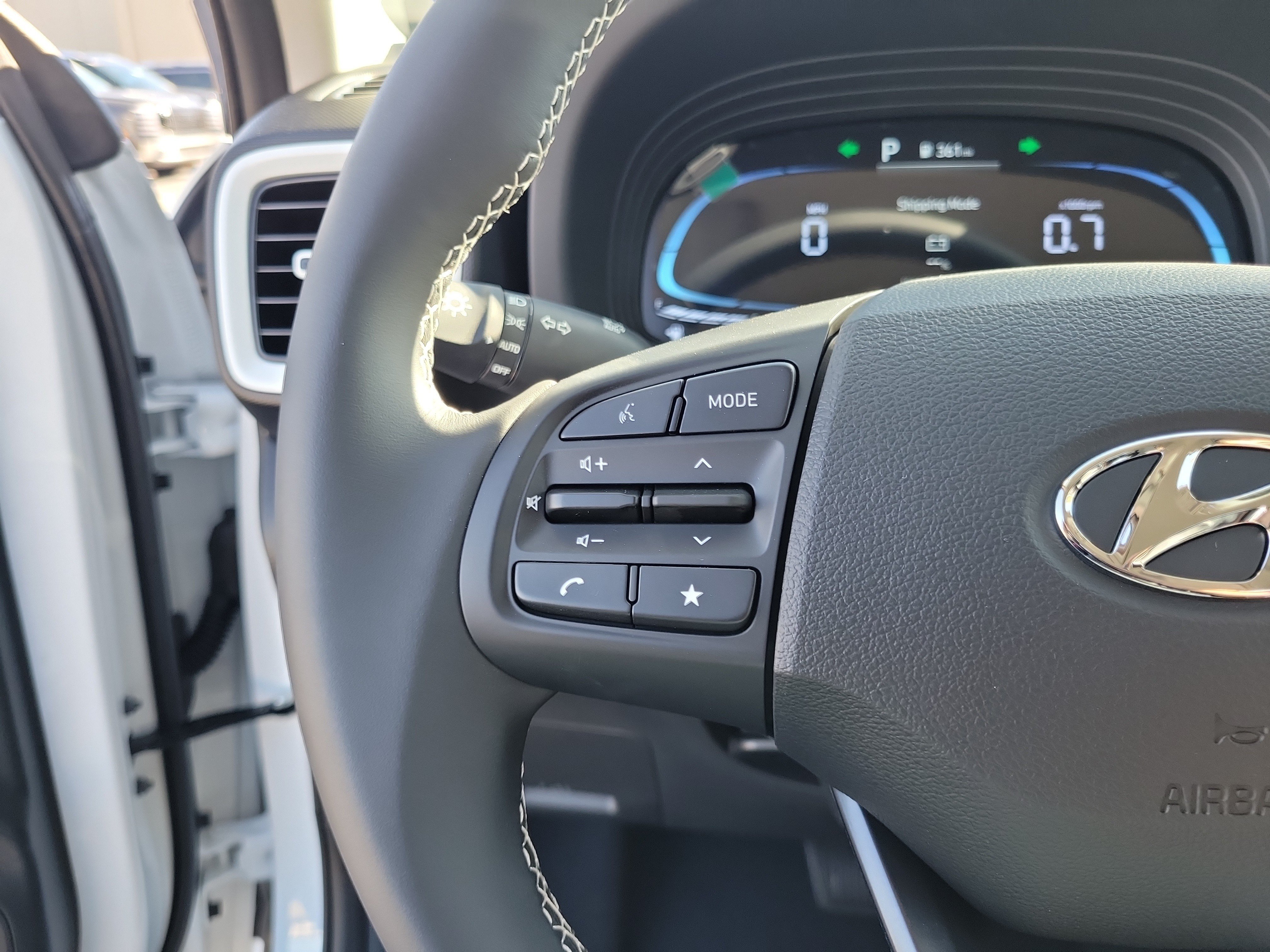 New 2026 Hyundai Venue SEL FWD image 22