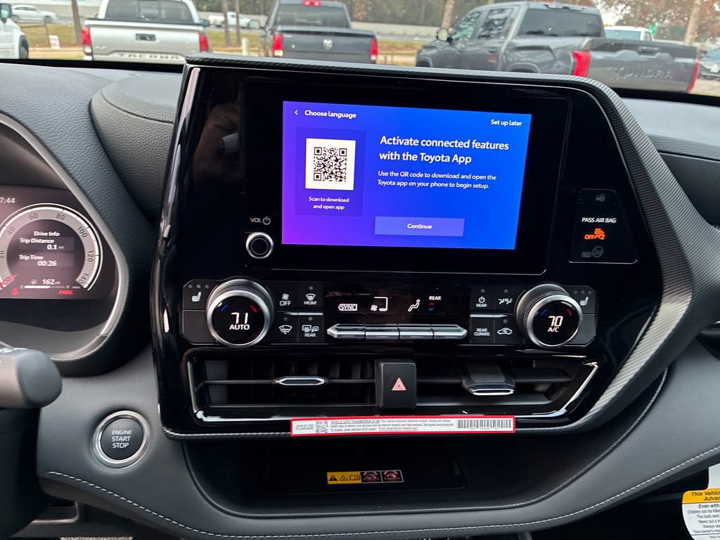 New 2026 Toyota Highlander XSE image 25