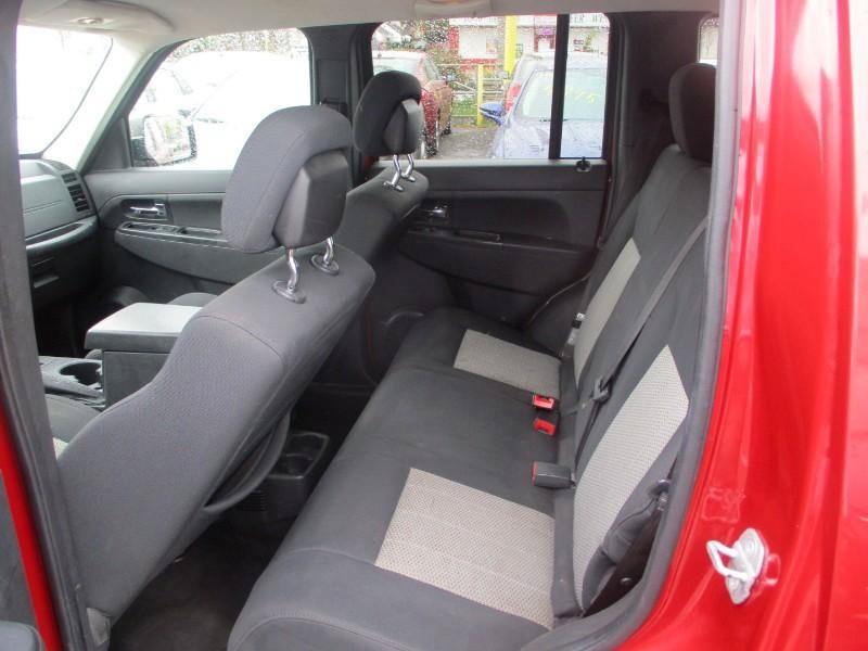 Used 2010 Jeep Liberty Sport w/ Popular Equipment Group AWD/4WD image 9