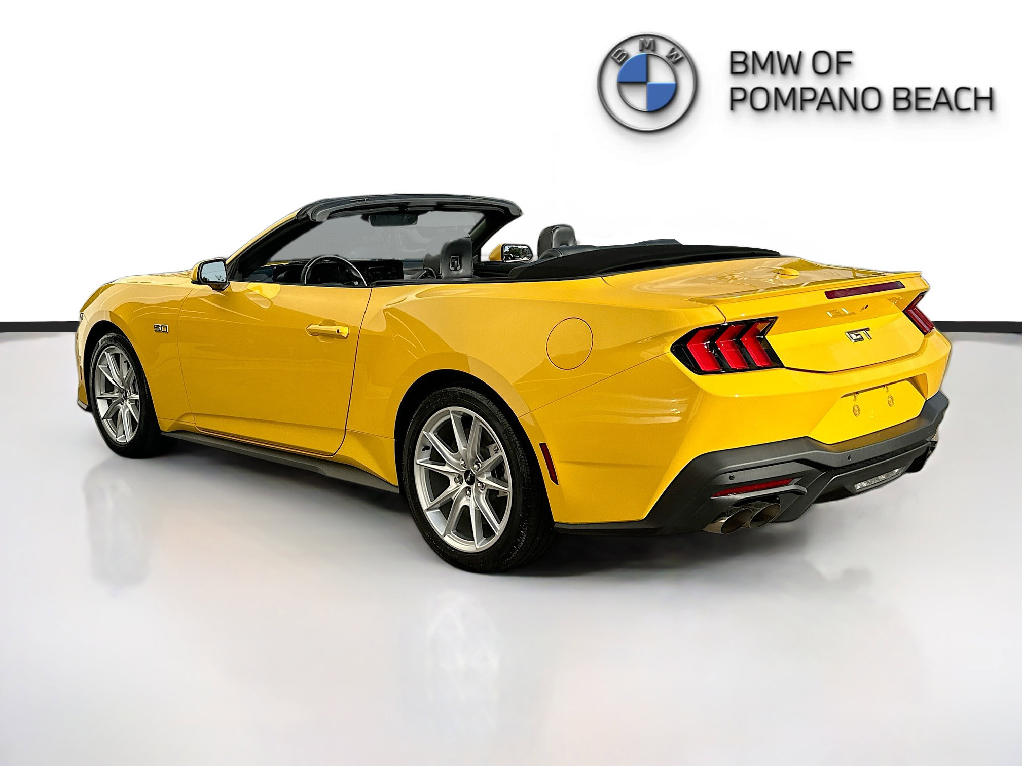 Used 2024 Ford Mustang GT Premium RWD image 5