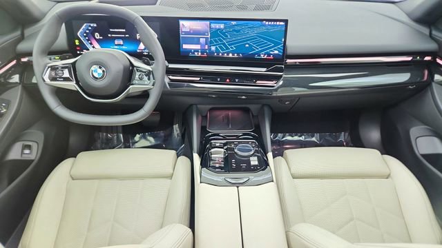 Used 2025 BMW 530i RWD image 91