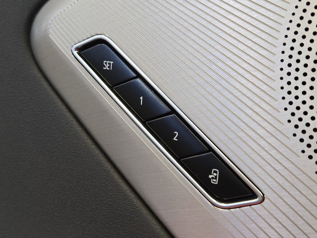 Used 2022 Chevrolet Corvette Stingray Preferred Cpe w/ Z51 Performance Package image 24