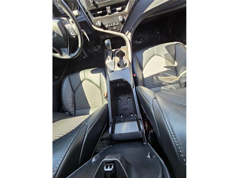 Used 2023 Toyota Camry SE image 22