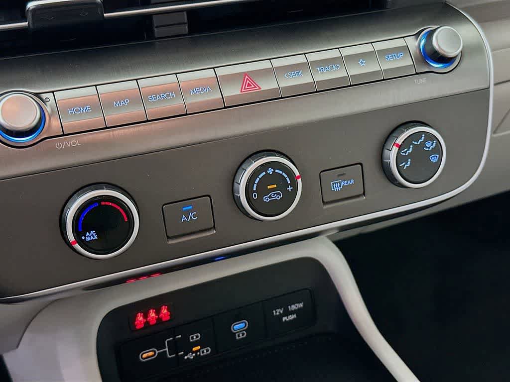 Used 2025 Hyundai Kona SE AWD/4WD image 17