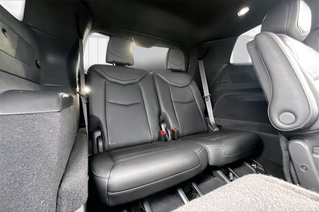 Used 2023 Cadillac XT6 Premium Luxury w/ Technology Package image 28