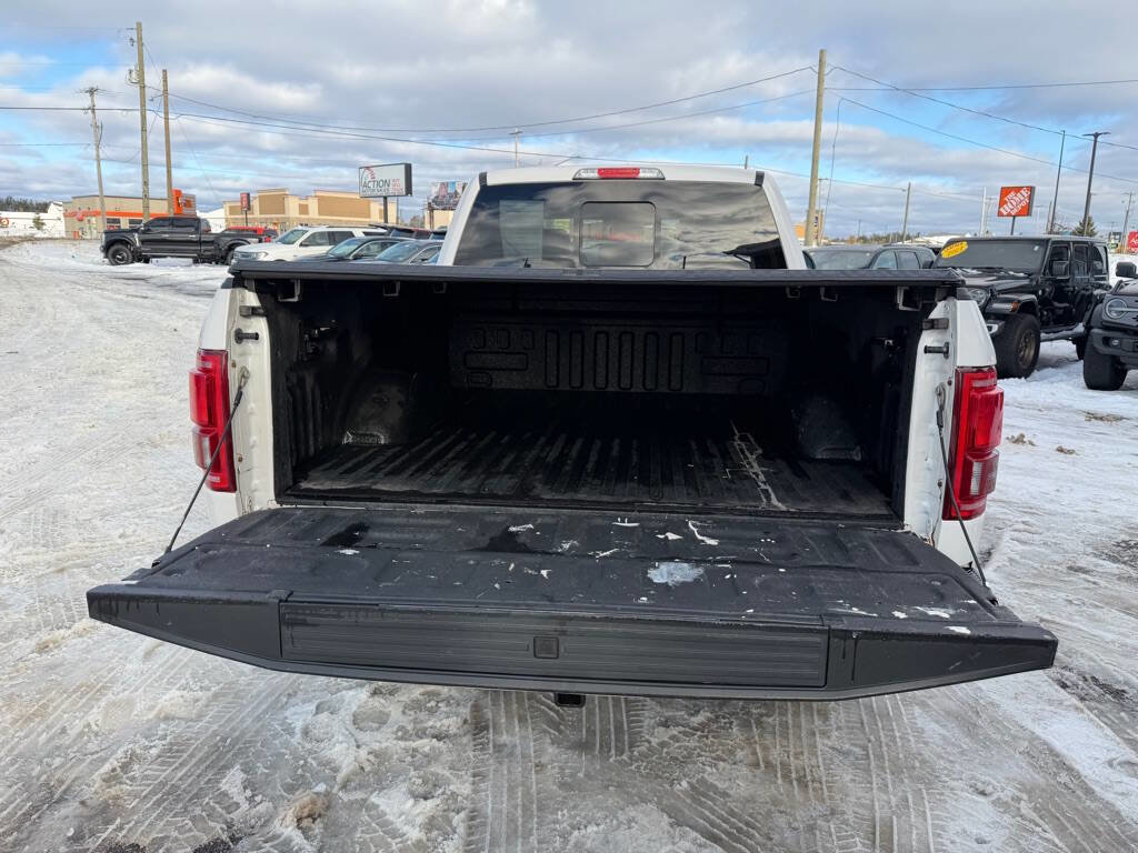 Used 2017 Ford F150 Platinum w/ Equipment Group 701A Luxury AWD/4WD image 47