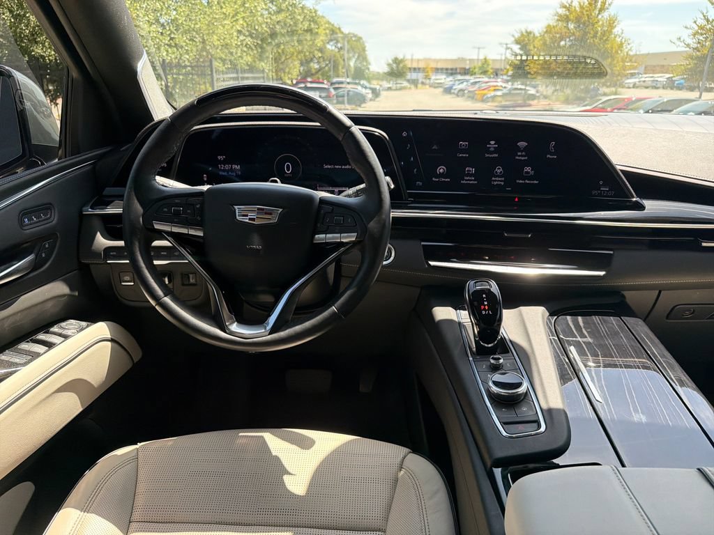 Used 2023 Cadillac Escalade Sport w/ LPO, ONYX Package AWD/4WD image 35