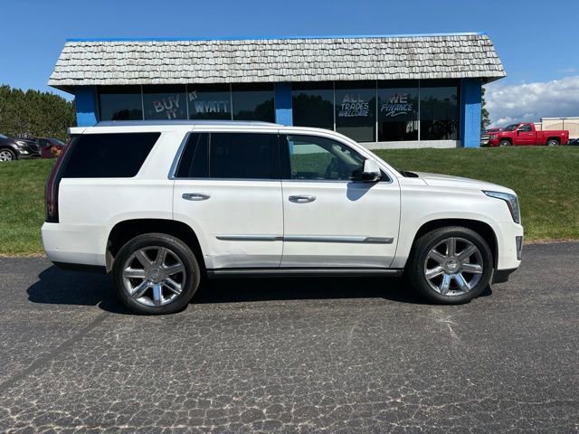 Used 2017 Cadillac Escalade Premium Luxury image 4