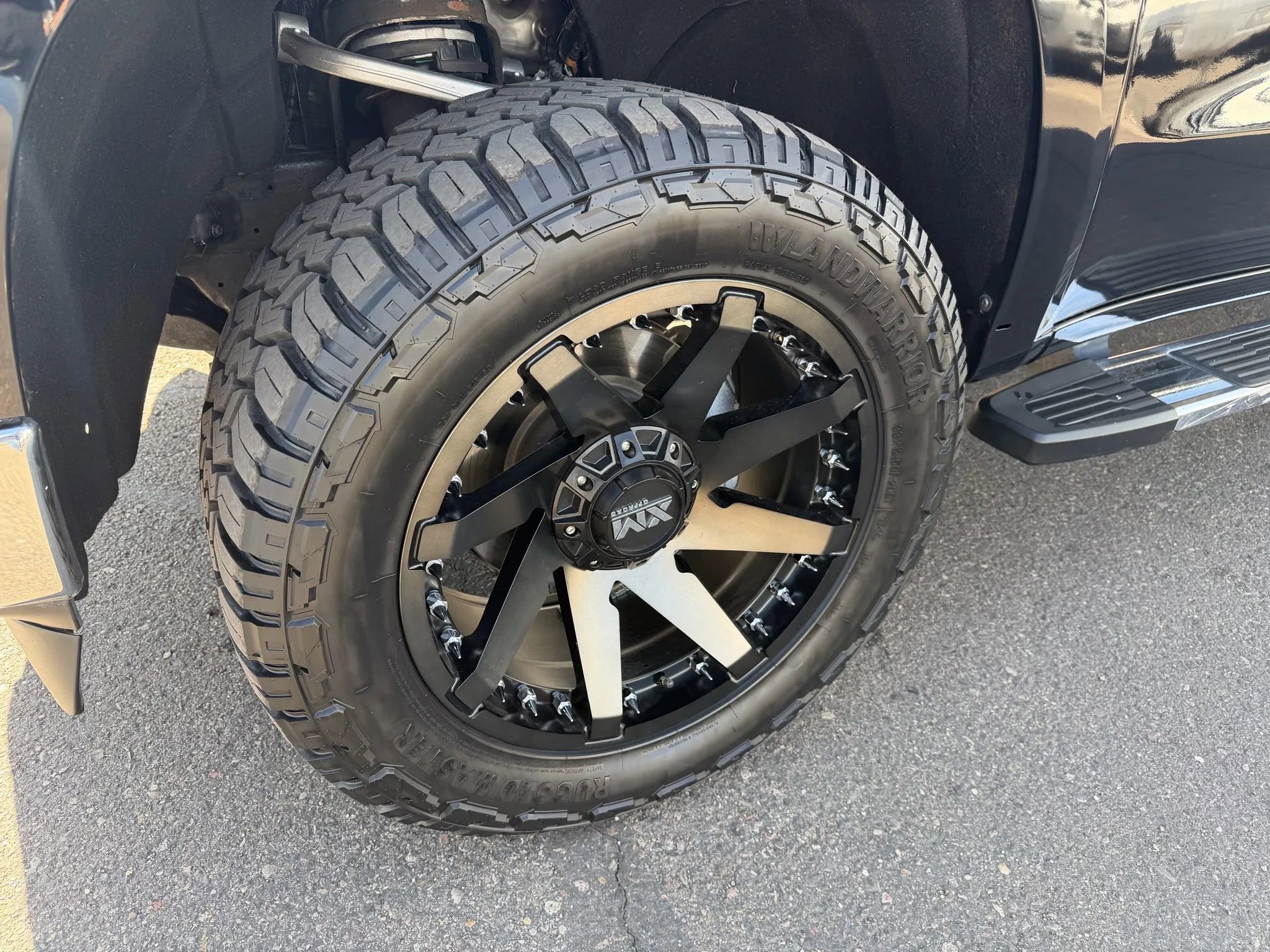 Used 2024 Chevrolet Silverado 1500 LT w/ Protection Package image 11