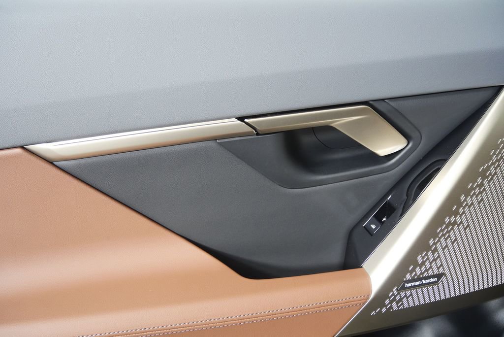 New 2026 BMW 530i w/ M Sport Package image 14