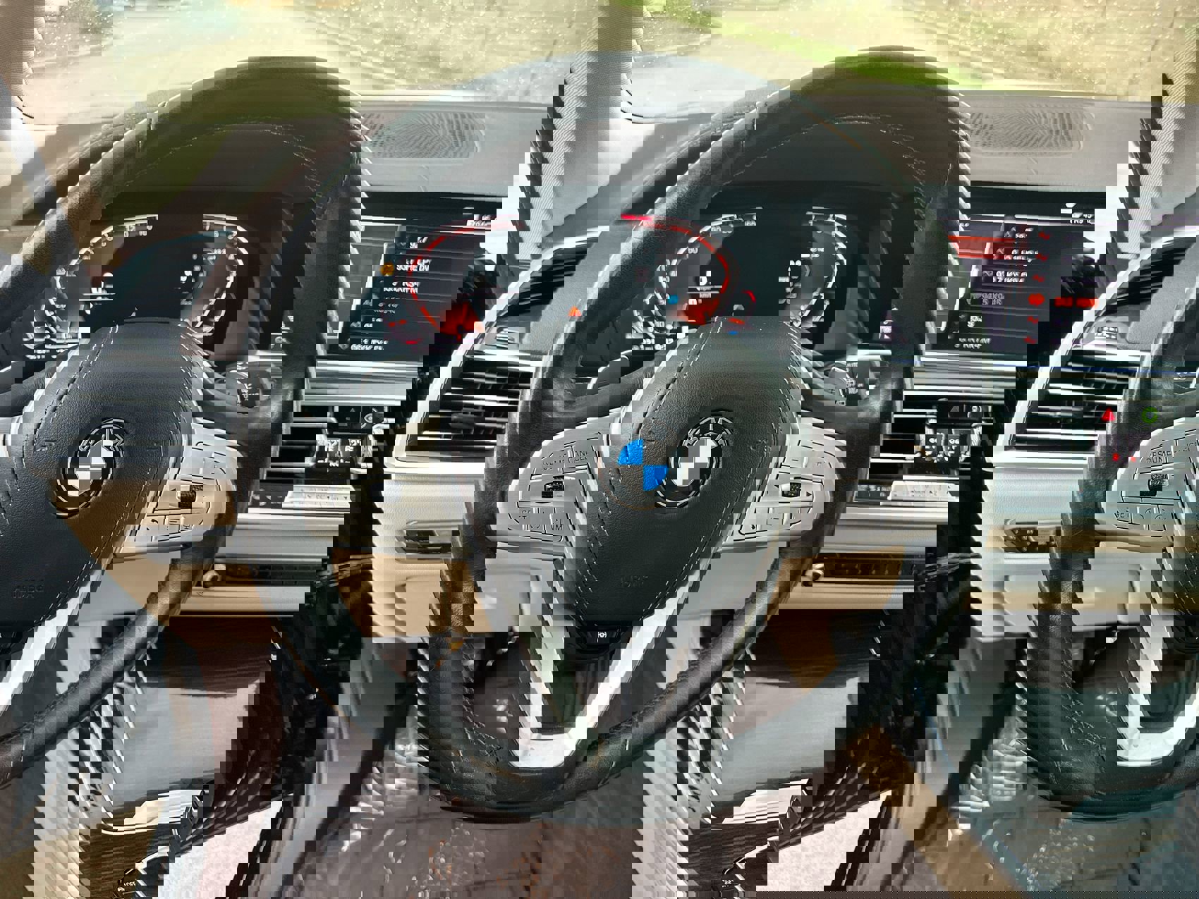 Used 2019 BMW X7 xDrive40i w/ Cold Weather Package image 14