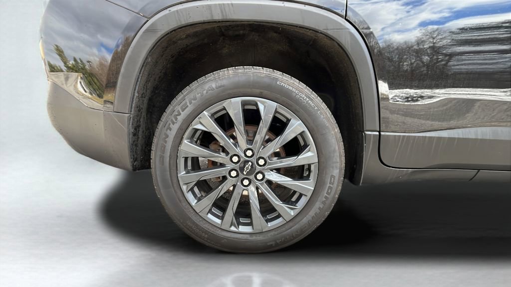 Used 2023 Chevrolet Traverse RS image 20