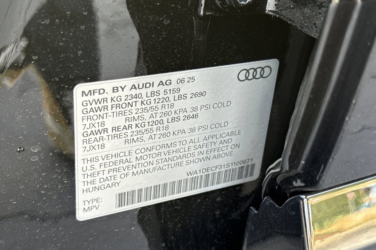 New 2025 Audi Q3 2.0T Premium image 24
