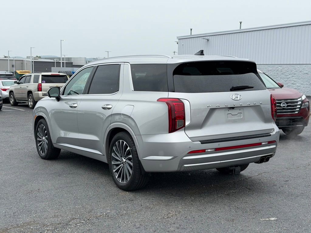 Used 2023 Hyundai Palisade Calligraphy FWD image 7