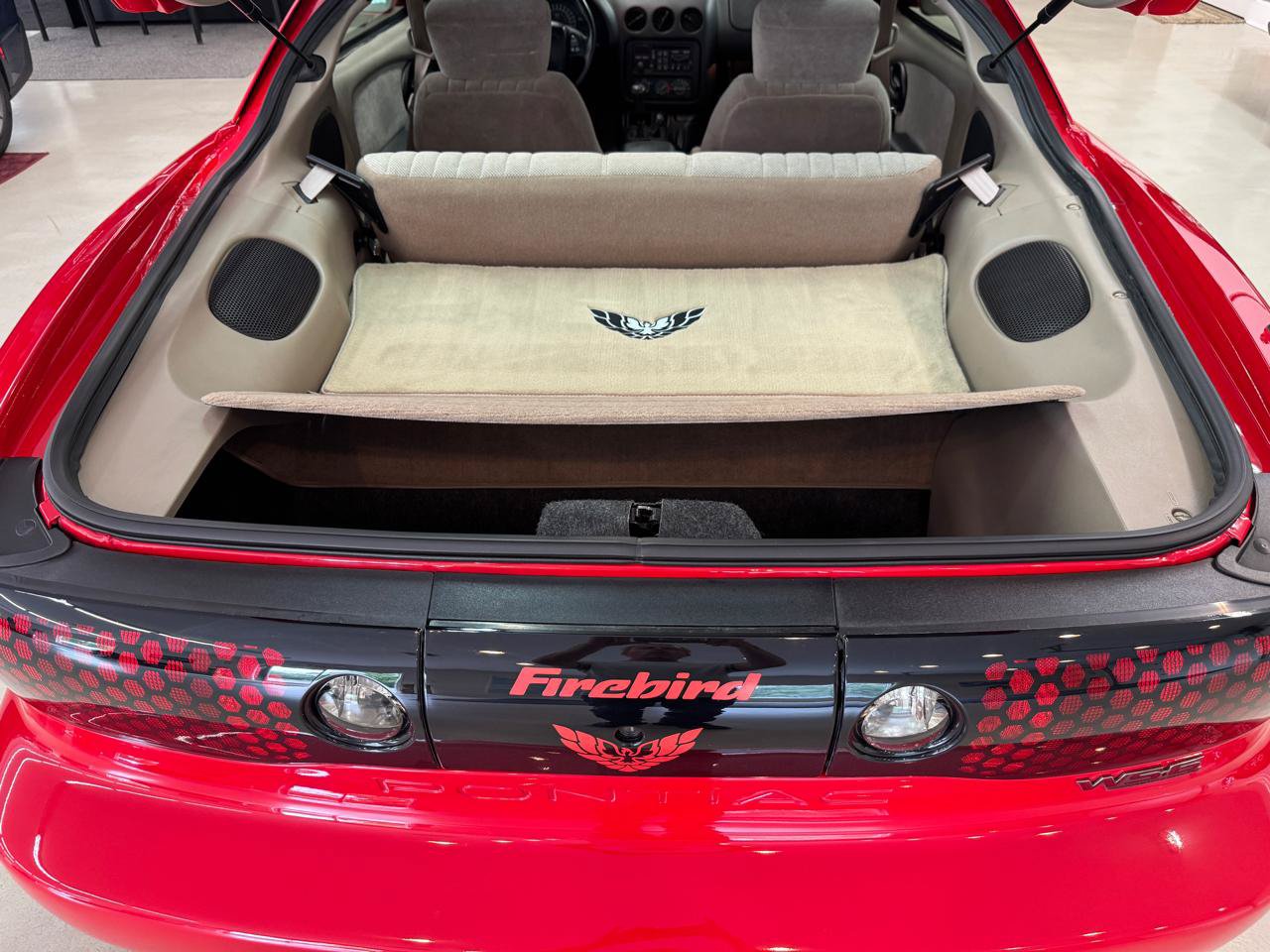 Used 2000 Pontiac Firebird Formula RWD image 22