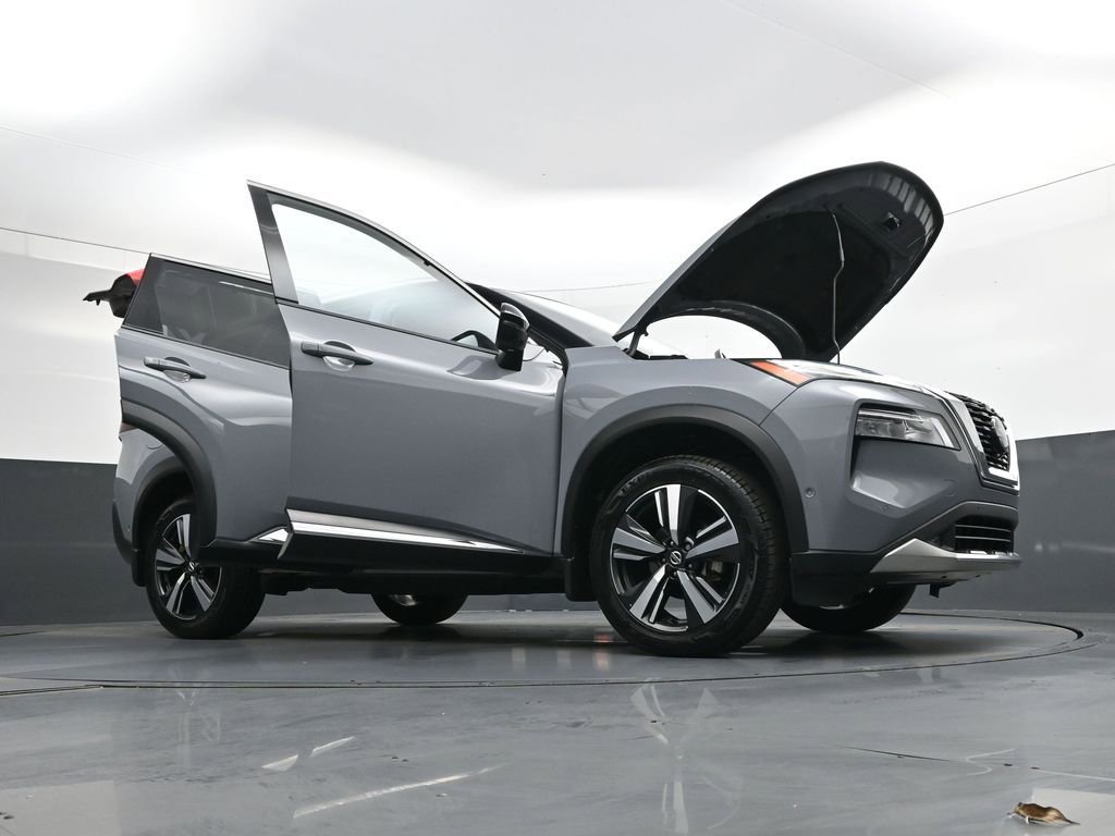 Used 2021 Nissan Rogue Platinum image 47