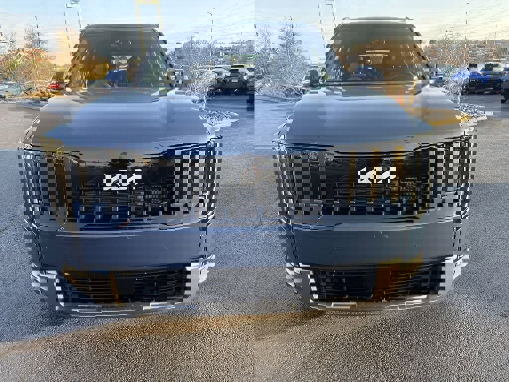 New 2027 Kia Telluride S image 2