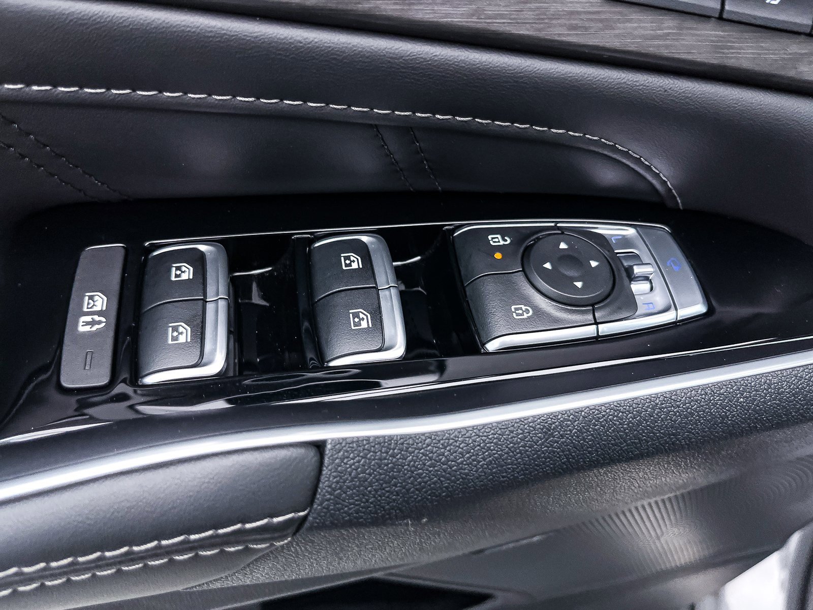 Used 2025 Kia Sorento SX Prestige image 18