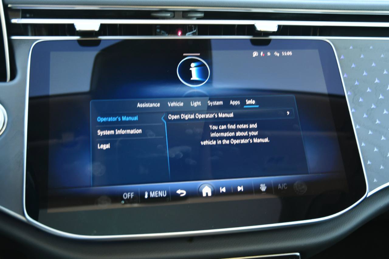 Used 2025 Mercedes-Benz E 350 Sedan image 32
