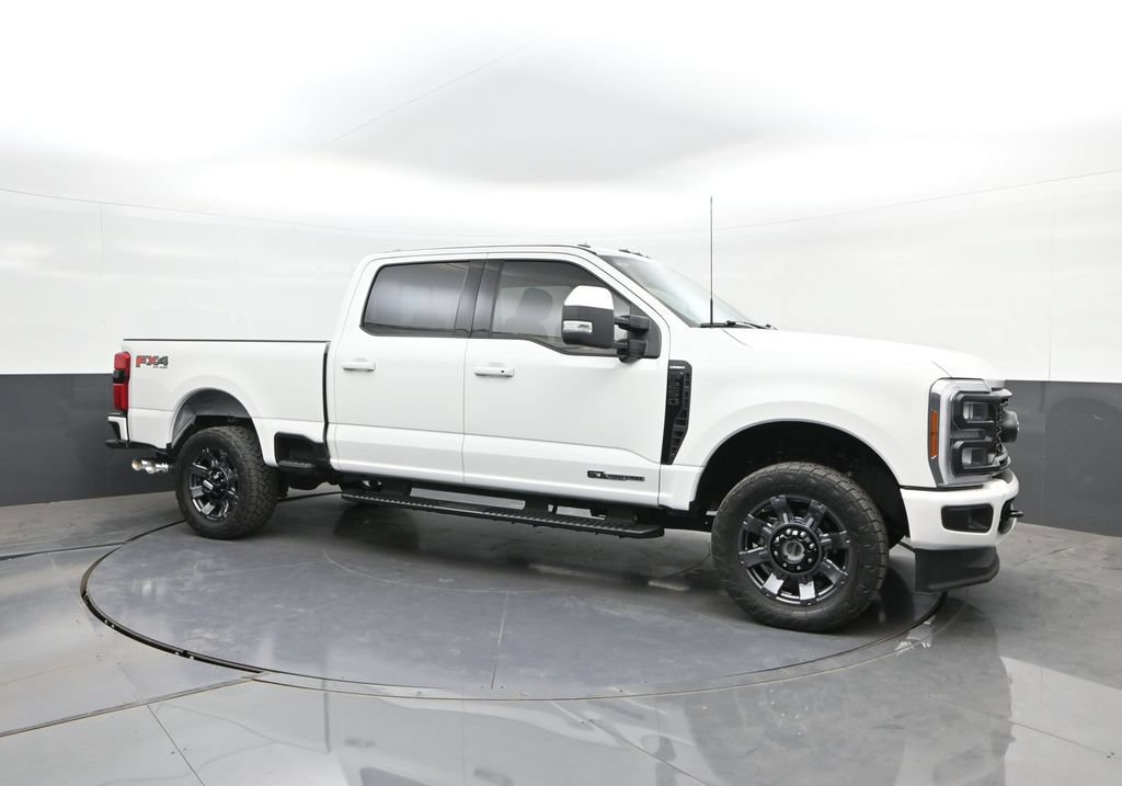 Used 2023 Ford F250 Lariat w/ Sport Appearance Package AWD/4WD image 17