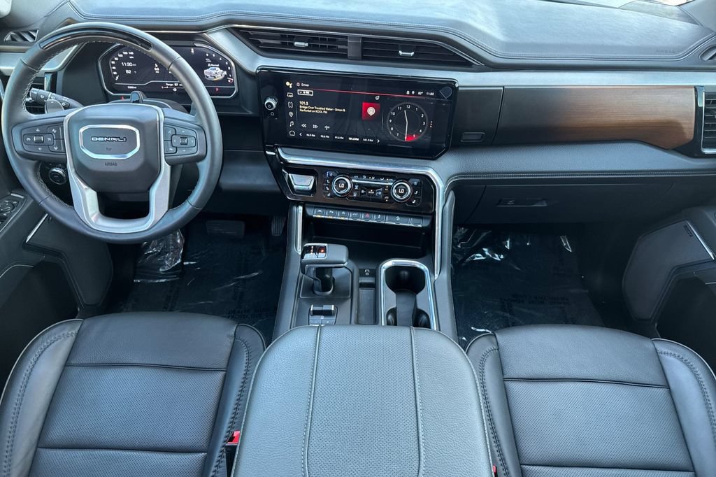 Used 2025 GMC Sierra 1500 Denali AWD/4WD image 5