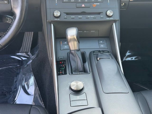 Used 2016 Lexus IS 300 AWD w/ Navigation System Package image 15