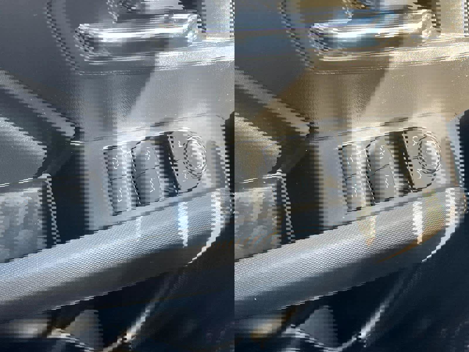 Certified 2024 GMC Canyon Elevation w/ Elevation Premium Package image 21