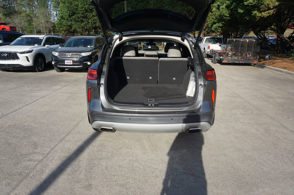 Used 2023 INFINITI QX50 Luxe image 15