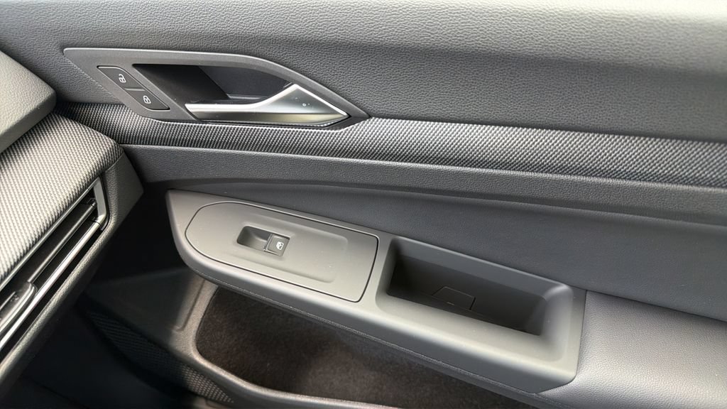 New 2026 Volkswagen Golf AWD/4WD image 15