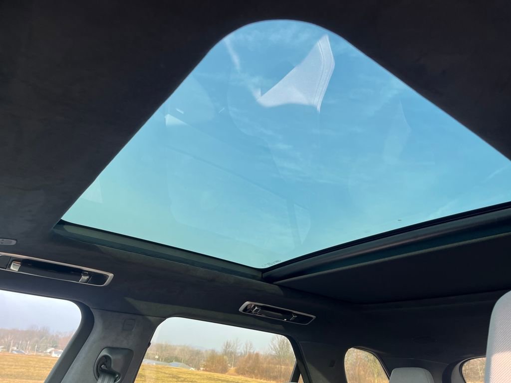 New 2026 Land Rover Range Rover Sport SV image 18