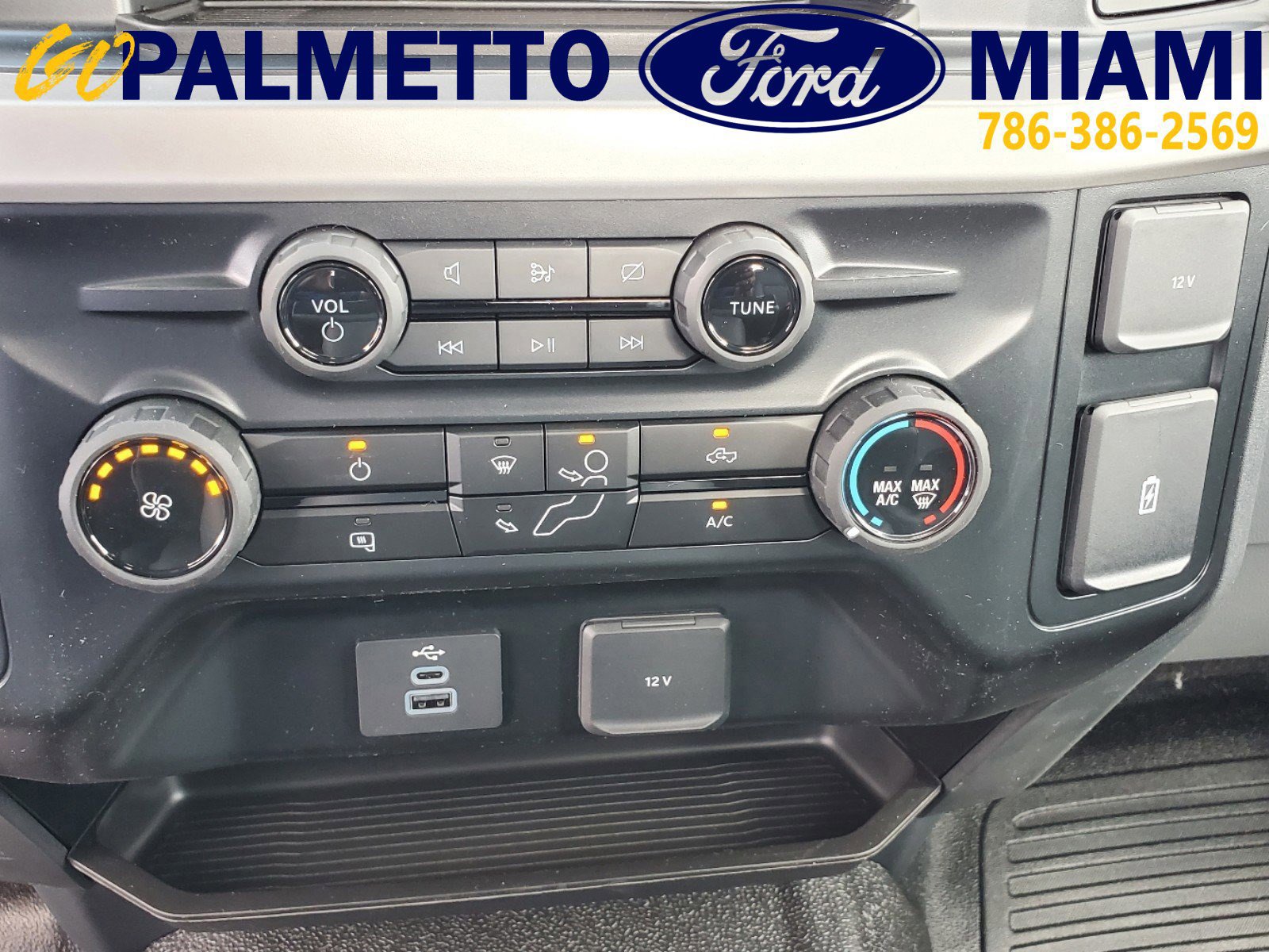 New 2024 Ford F450 XL w/ XL Chrome Package image 20