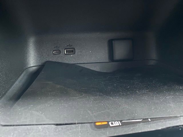 Used 2024 Chevrolet Traverse Z71 image 23