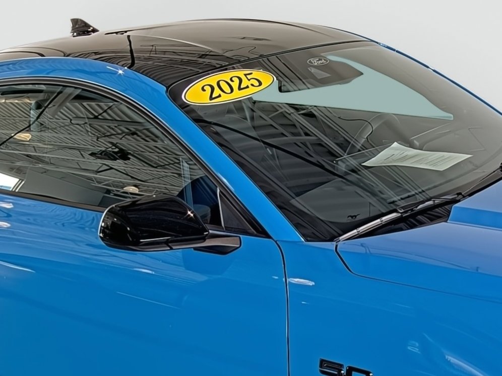 Used 2025 Ford Mustang GT image 17