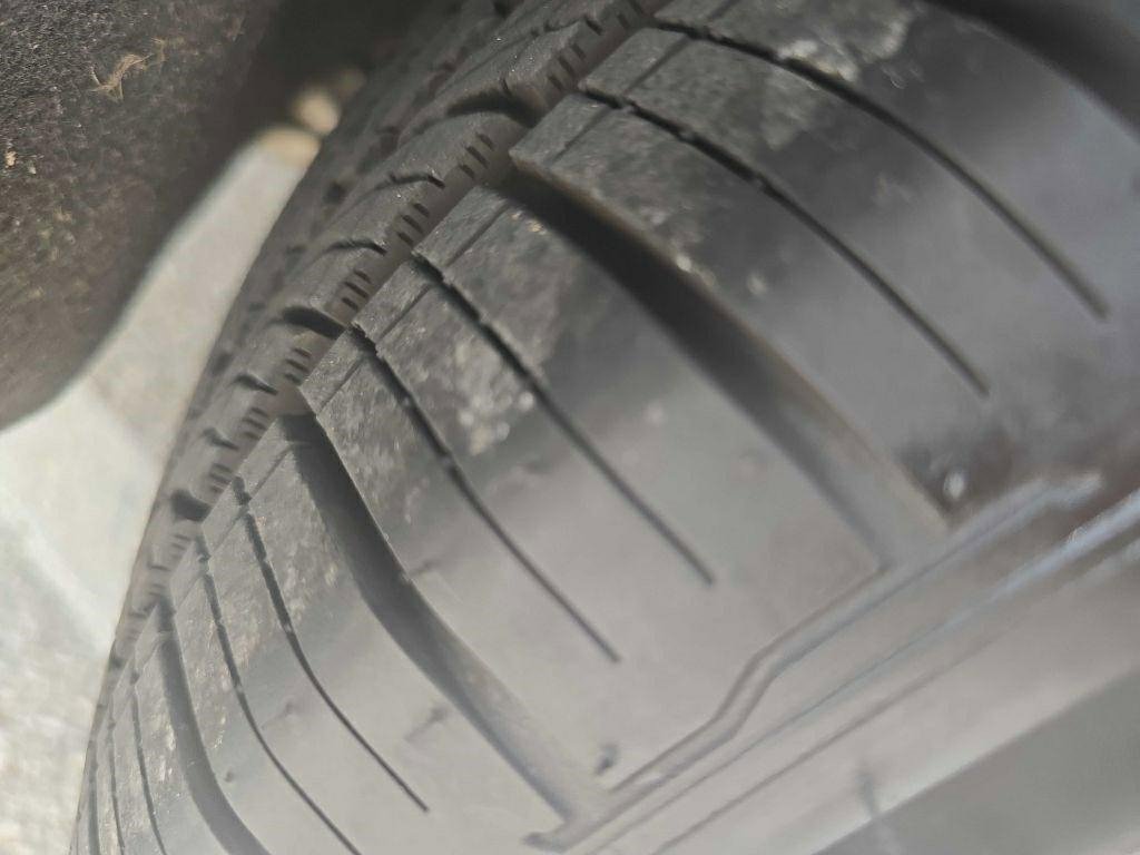 Used 2012 Volkswagen Beetle 2.0T image 31