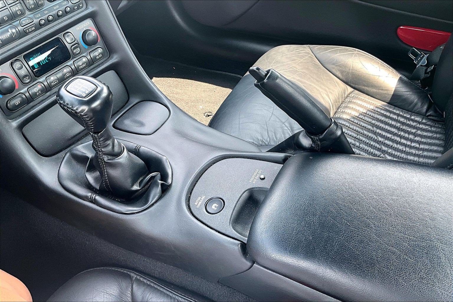 Used 2004 Chevrolet Corvette Z06 w/ Z06 Preferred Equipment Group RWD image 14