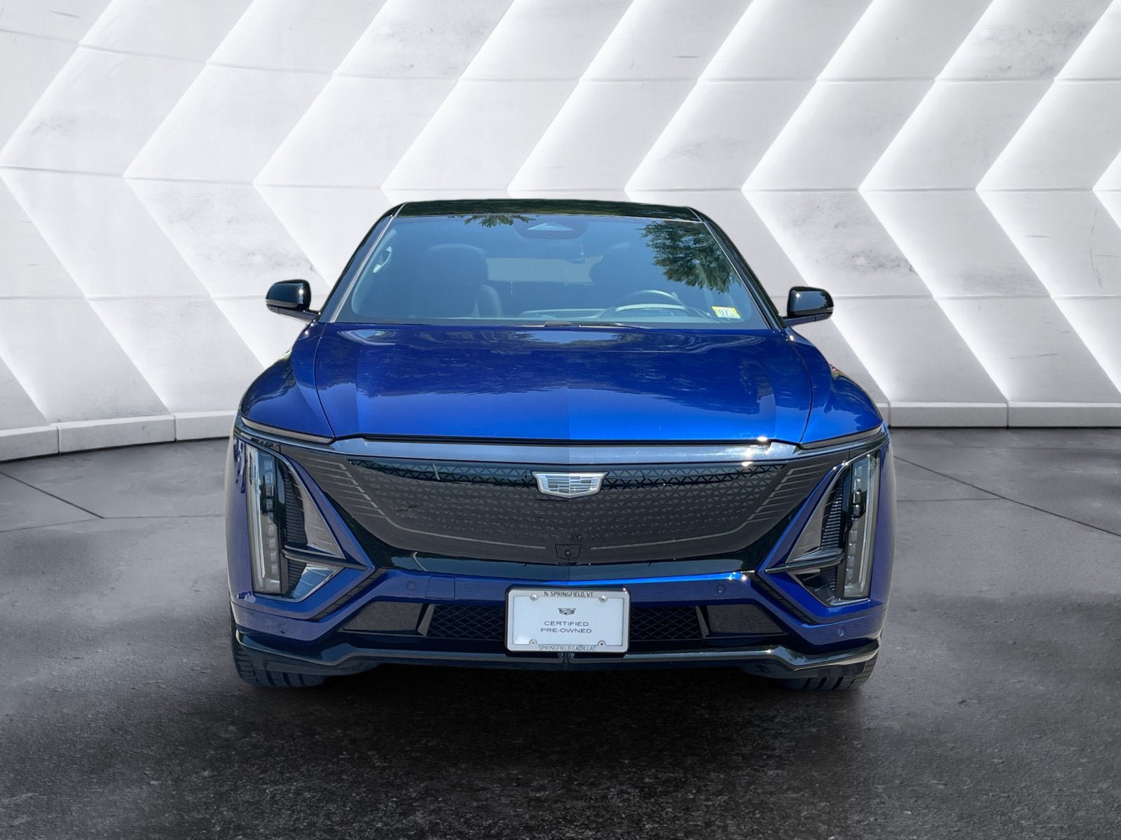 Certified 2026 Cadillac Lyriq V AWD/4WD image 9