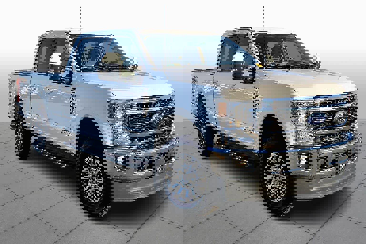 Certified 2022 Ford F250 Lariat w/ Lariat Ultimate Package image 3