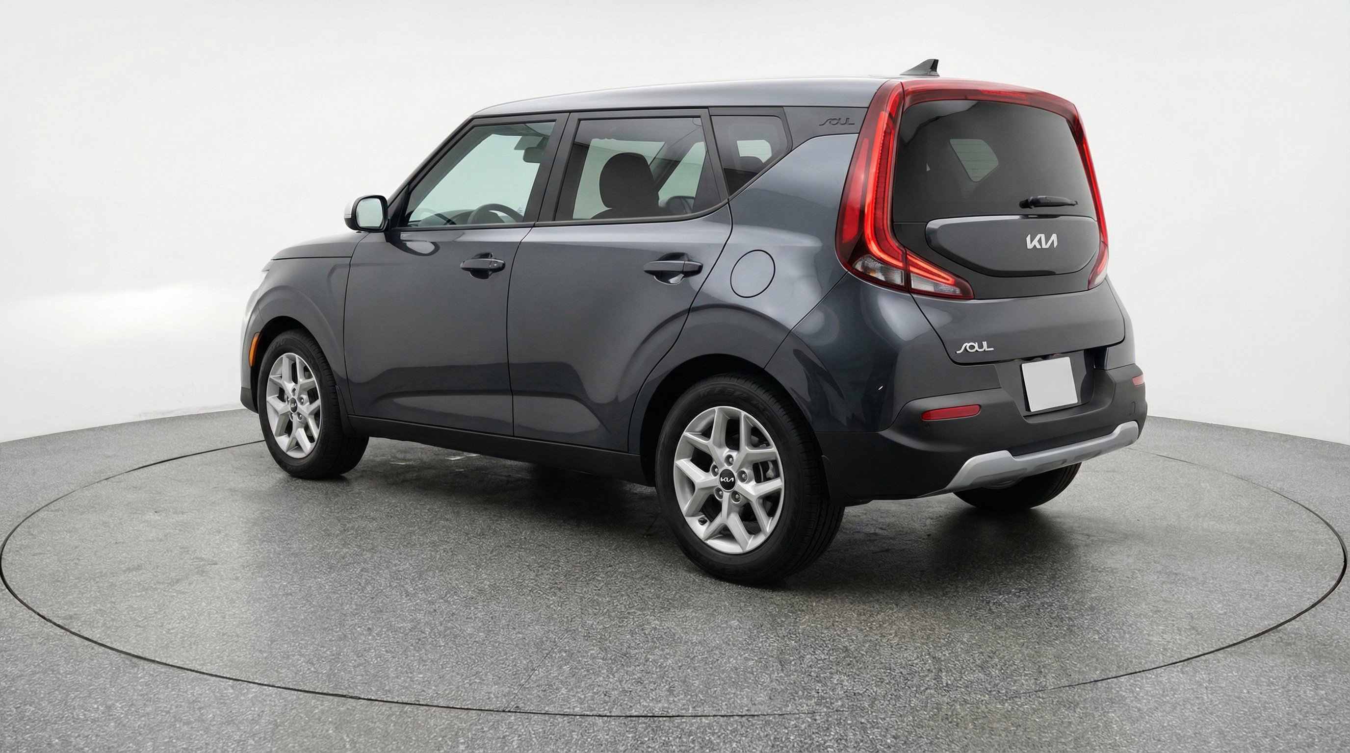 Used 2025 Kia Soul LX w/ LX Technology Package image 6