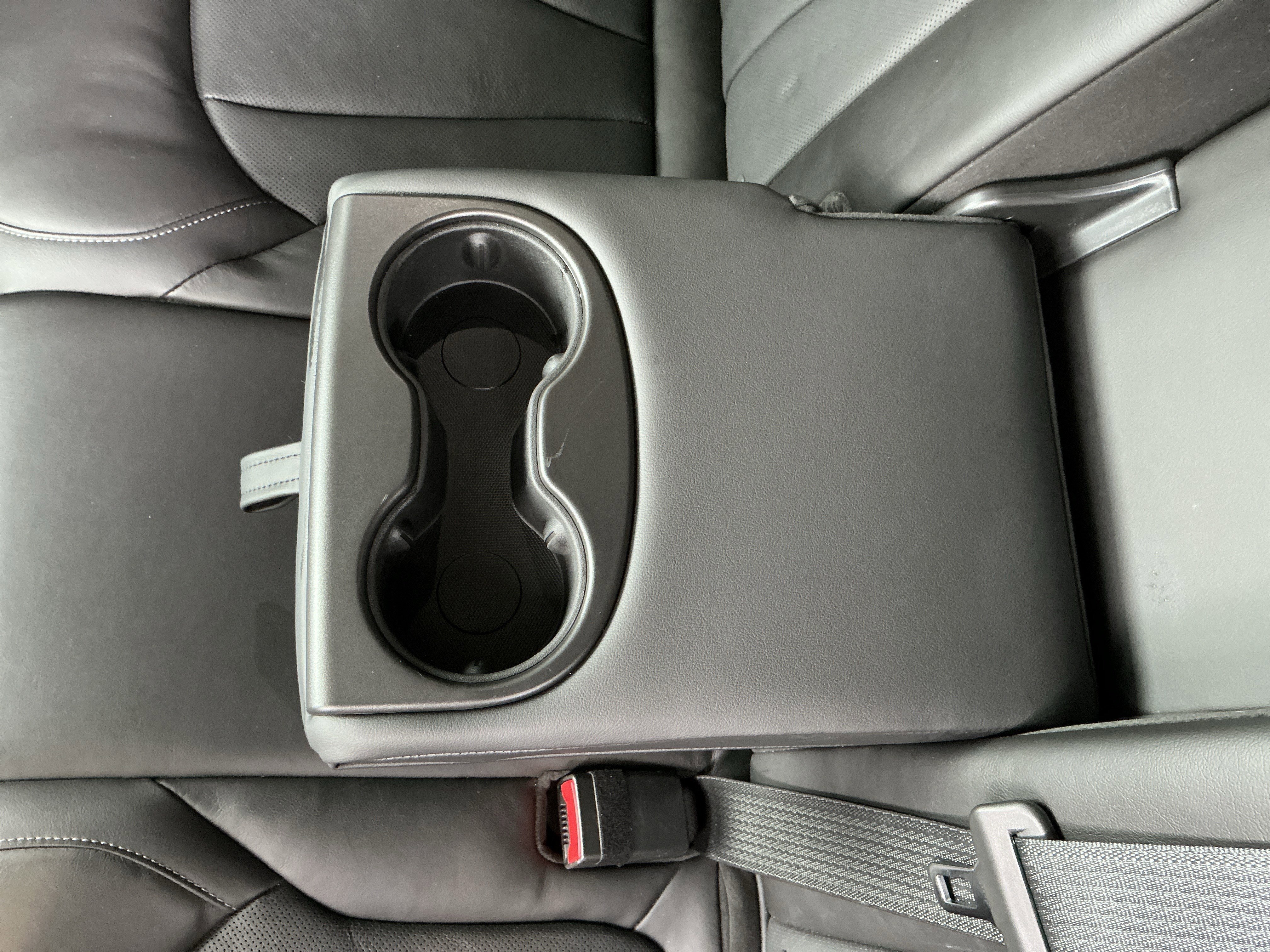 Used 2019 Buick Envision Essence image 29