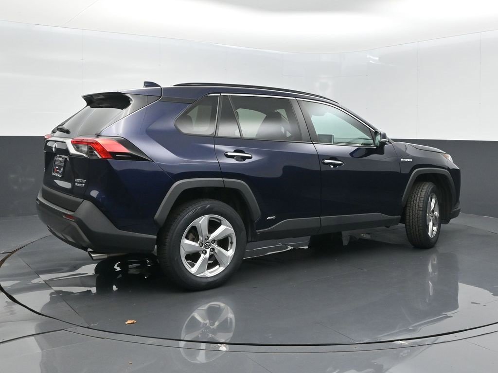 Used 2021 Toyota RAV4 Limited image 7